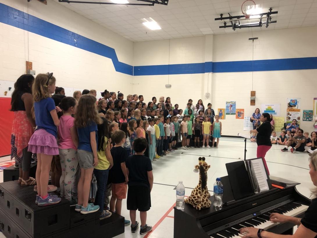 Elementary choir practicing