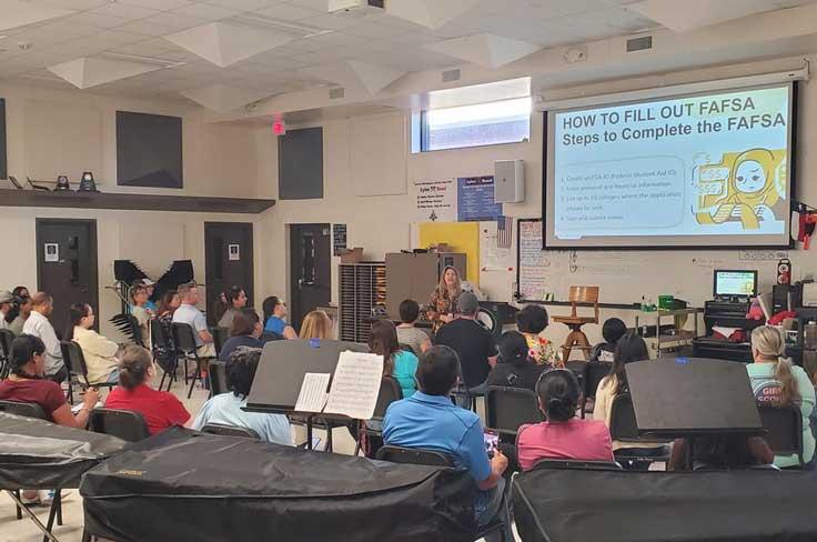 Presentation about FAFSA for a group of parents at Parent University