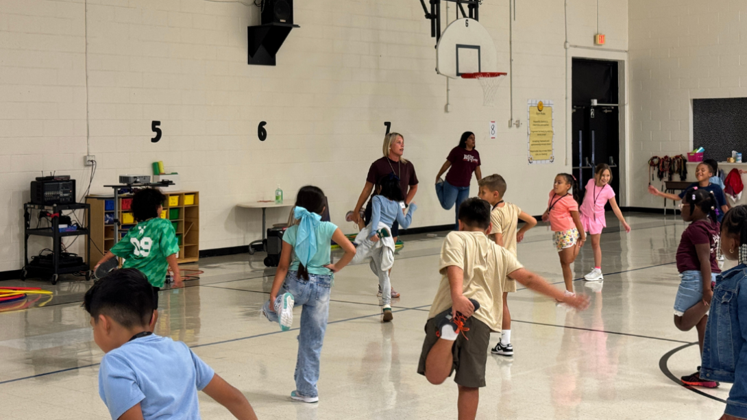 elementary students in a physical education class